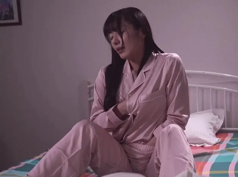 Tự sướng hàng đêm vì ông xã bỏ bê, vợ quyết định tìm đến ứng dụng hèn hò