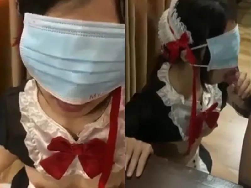 Cô bạn gái việt dâm cosplay nô lệ liếm bú con buồi điêu luyện